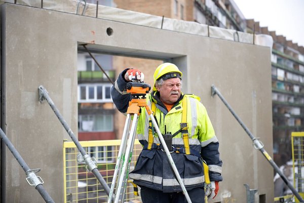 Quels sont les avantages de la surélévation de maison en ville ?